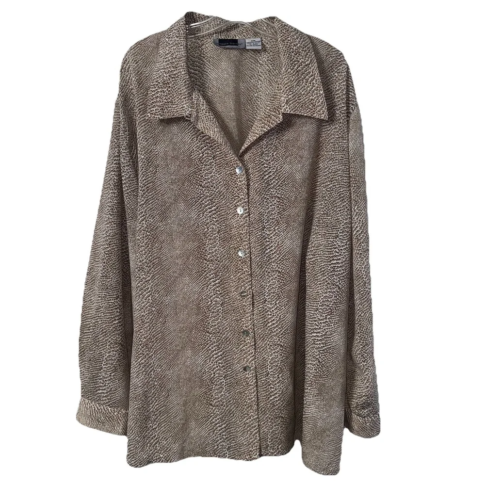 Maggie Barnes Buttoned Down Tunic Top Animal Print Size 32W Casual Brown/White - Picture 1 of 9